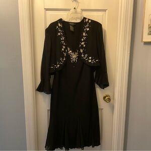 Chic Black Dress with Floral Embroidery